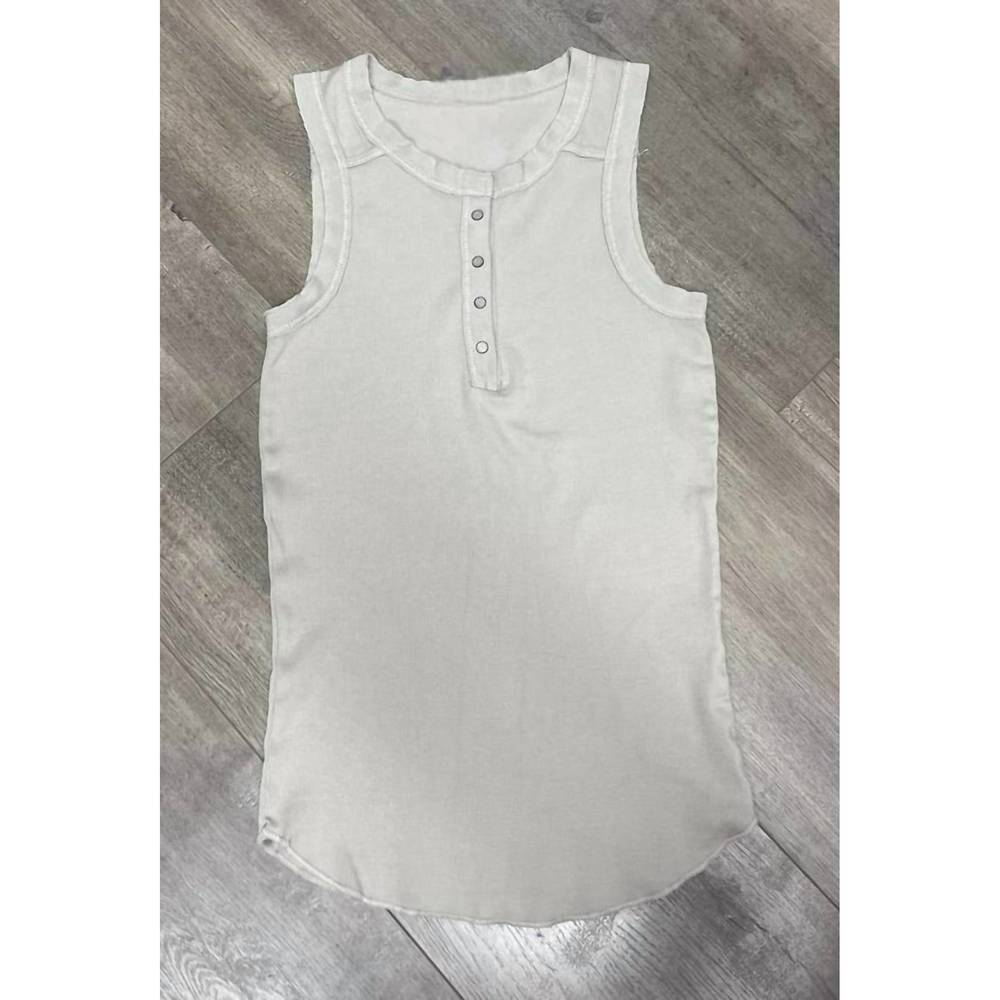 NEW CROWN JEWEL women's henley crew tank in stone
